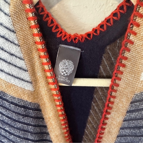 Vince Camuto Cape Shaw buckle Stitchwd Navy Taupe Warm Fall Blanket Top - Picture 6 of 7